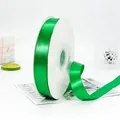 Ruban de satin polyester vert herbe 25mm pour emballage de cadeaux et fleurs - Vert