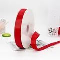 Rotes Ripsband auf Rolle mit Rippstruktur für Geschenkverpackungen und DIY-Bastelarbeiten - 2.5cm / Dunkelrot