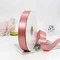 Rouleau de ruban de satin rose poudré 2,5 cm de large pour emballage élégant - Rose Coréen