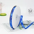 Nastro di raso blu 1cm con stampa 'Just for you' bianca su bobina per regali - Stampa Just For You / Blu zaffiro