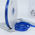 Koningsblauw polyester satijnen lint 1cm breed voor bloemen en cadeauverpakking - Standaard Lange Spoel / Saffierblauw