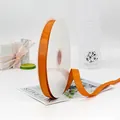 Nastro grosgrain arancione da 1,5 cm su rocchetto con trama a costine per confezioni regalo - Arancione