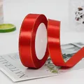 Nastro di raso rosso 2cm con bordo dorato per confezioni regalo ed decorazioni - Rosso
