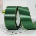 Ruban de satin vert foncé avec bords dorés pour décoration de boîtes à cadeaux - Vert Foncé