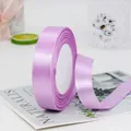Ruban de satin violet clair en rouleau pour emballage cadeau et décoration florale - Rose Violet