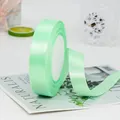 Rollo de cinta de raso verde menta de 2 cm para envolver regalos y manualidades DIY - Verde claro