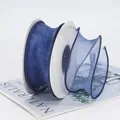 Ruban organza bleu foncé avec bordure perlée sur bobine pour emballage cadeau - En Rouleau / Bleu foncé