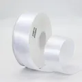 Cinta de raso blanco de poliéster de una cara, 4 cm de ancho, 50 yardas para regalo - Blanco