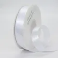 2cm wit enkelzijdig polyester satijnen lint, 50 yards voor DIY cadeauverpakkingen - Wit
