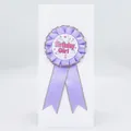 Chapa de cinta Birthday Girl lavanda con borde dorado en tarjeta de cartón - Violeta Claro