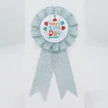 Distintivo compleanno azzurro con paillettes, scritta Happy Birthday e nastro - Azzurro