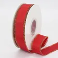 Rotes Ripsband mit goldenem Fransenrand auf einer weißen Spule gewickelt - Mittlerer Stil (2.5cm Gold Fransen Rot)