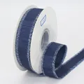 Dunkelblaues Ripsband mit silbernen Fransen auf Rolle für Geschenkverpackungen - Mittlerer Stil (2.5cm Silber Fransen Marineblau)