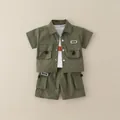 Conjunto de verano de tres piezas para niño en verde oliva con bermudas cargo - 80cm / verde oscuro