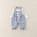 Baby-Zweiteiler mit blauem Polka-Dot-Oberteil und hellblauer Latzhose mit niedlicher Welpen-Stickerei - 73 / Blau