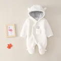 Weißer Plüsch-Baby-Einteiler mit Kapuze, Bärenstickerei und Fußteil für den Winter - Mit Fuß / Gebrochenes Weiß / 59cm