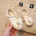 Creamy patent leather girls princess flat with oversized bow and rhinestone strap detail - EU 21 / Off White