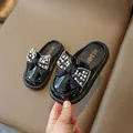 Girls' black patent leather mule shoes with large lace bow and pearl rhinestone accents - EU 26 / Black