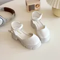 White glossy patent leather Mary Jane shoes for girls with thick sole and buckle strap - Size 26 / White