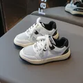 Kids' breathable mesh sneakers in black and white leather patchwork with thick soles - EU 27 / Black