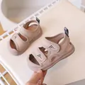 Peuter sandalen in kaki kunstleer met sterpatronen en dubbele klittenbandsluiting - Maat 16 Binnenlengte 13.0CM / Roze grijs