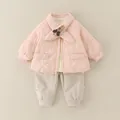 Set met roze doorgestikte hartjesjas en beige corduroy broek voor peutermeisjes - 73cm / Roze 3-delige set