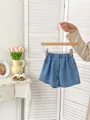 Dettaglio dei pantaloncini di jeans chiari per neonato con elastico in vita su gruccia - 66 / Azzurro