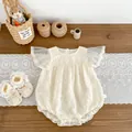 Barboteuse bébé fille crème avec broderie florale, manches volants et petits chaussons - 80 / Abricot