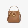 Elegante borsa a secchiello in pelle marrone con fibbia a ferro di cavallo dorata - Colore caramello