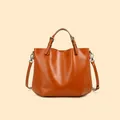 Borsa tote in pelle marrone con manici regolabili e tracolla staccabile - Giallo Tramonto