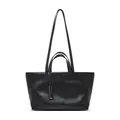 Borsa tote in pelle nera minimalista con doppi spallacci e ciondolo in metallo dorato - Nero