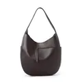 Borsa hobo minimalista in pelle martellata marrone scuro con cerniera frontale - caffè