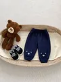 Baby-Hose in Dunkelblau aus Waffelstrick mit Bären-Aufnähern und elastischen Bündchen - 120cm / Blauer Bär