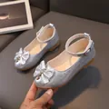 Sparkly silver girls Mary Jane princess shoes with glitter bow and rhinestone accents - EU 21 / Silver