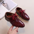 Elegant burgundy crocodile-patterned patent leather dress shoes for boys with laces - Size 21 Inner Length 15.5cm / Burgundy