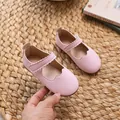 Rosa Mary Jane Prinzessinnenschuhe für Mädchen mit Wellenrand und Klettverschluss - Größe 21 (13.5cm) / Rosa