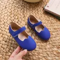 Königsblaue Mary Jane Ballerinas für Mädchen mit Wellenrand und Klettverschluss-Riemen - Dunkelblau (2578)