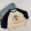 Kids long sleeve raglan T-shirt with cartoon bear print and light blue denim jeans - 120cm / Bear Pattern (G0581)