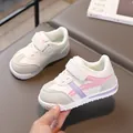 Scarpe sportive per bambini leggere con chiusura a strappo in bianco e rosa pastello - Taglia 21 (13.5cm) / Rosa