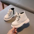 Stivaletti per bambini bianco sporco con lacci e cerniera laterale per l'autunno - 21 / Bianco avorio