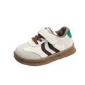Dettaglio delle scarpe rétro per bambini con chiusura a strappo e suola antiscivolo - 21 / Marrone