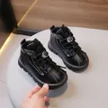 Stivali invernali in pelle nera per bambini con fodera calda e suola in gomma antiscivolo - 21 / Anfibi Martin Caldi Foderati in Peluche (Y9123棉) / Nero