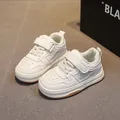 Scarpe sportive bianche per bambini con velcro e suole in gomma antiscivolo - Taglia 15 Lunghezza Interna 12cm / Bianco avorio