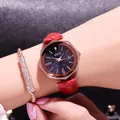 Montre femme or rose avec cadran étoilé et bracelet en cuir rouge assorti - Rouge