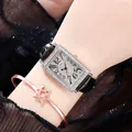 Montre carrée en strass argentés avec bracelet cuir noir et bracelet étoile - Bracelet Noir Boîtier Argent Cadran Argent