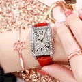 Montre carrée élégante pour femme avec bracelet rouge crocodile et lunette sertie - Bracelet Rouge Boîtier Argenté Cadran Argenté