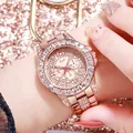 Reloj de lujo para mujer en oro rosa con esfera y correa con incrustaciones de cristales - Oro rosa