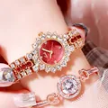 Damen-Goldarmbanduhr und Armband-Set mit rotem Zifferblatt und Kristallverzierung - Goldenes Gehäuse Rot Zifferblatt