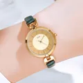 Reloj elegante dorado para mujer con correa de cuero verde oscuro y esfera con rayos - Caja Dorada Esfera Dorada Correa Verde