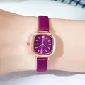 Elegante GEDI quadratische Uhr mit lila Zifferblatt und roségoldenem Gehäuse - Roségoldgehäuse Lilazifferblatt Dunkellilaband